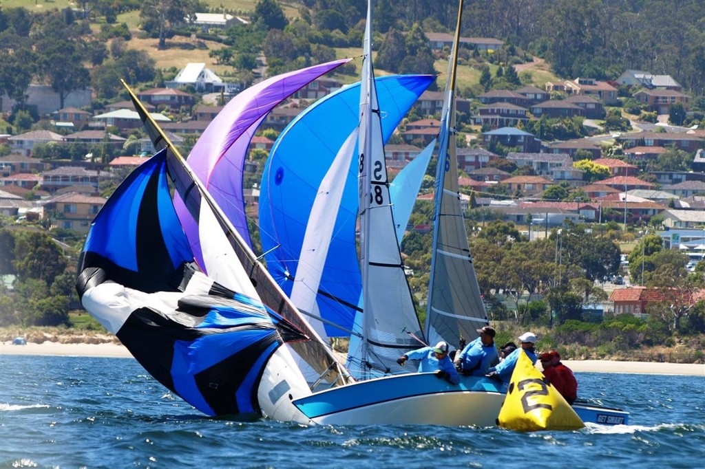 Tim Muir and crew scramble to steady Get Smart. - 67th Australian Sharpie Championship Hobart © Jane Austin